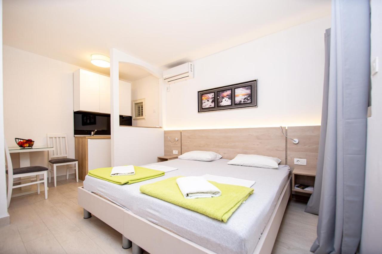 בודווה Apartment Novak מראה חיצוני תמונה