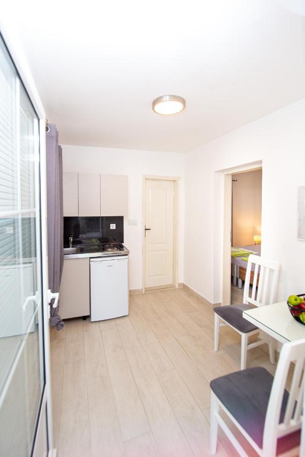 בודווה Apartment Novak מראה חיצוני תמונה