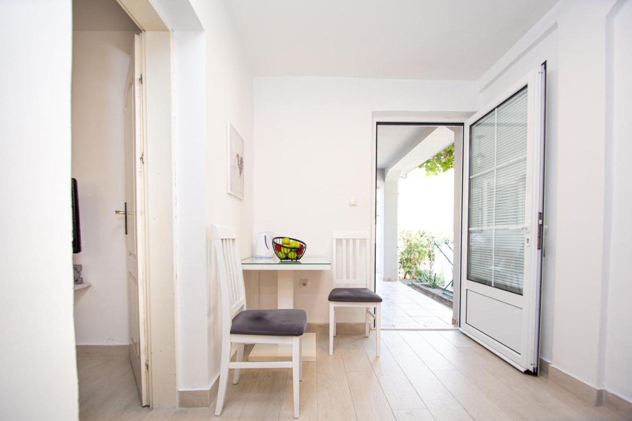 בודווה Apartment Novak מראה חיצוני תמונה